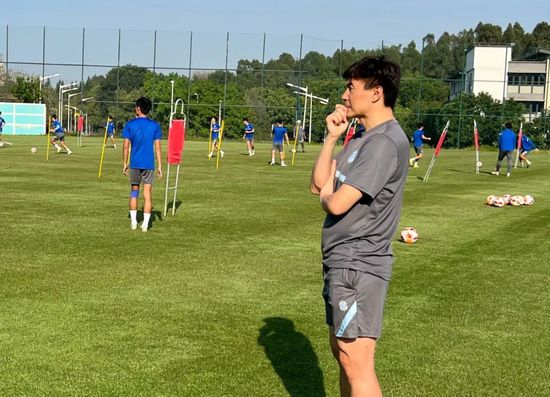 一区二区三区无码高清视频