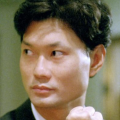 过来趴下报数
