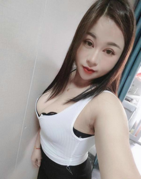 深圳宝安区 丫头