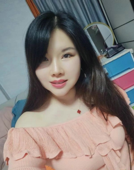 深圳福田区 欣儿