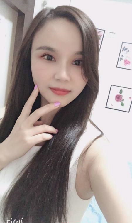 深圳罗湖区 小洛