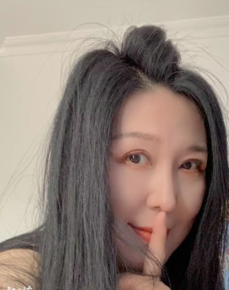 上海长宁区 冰冰
