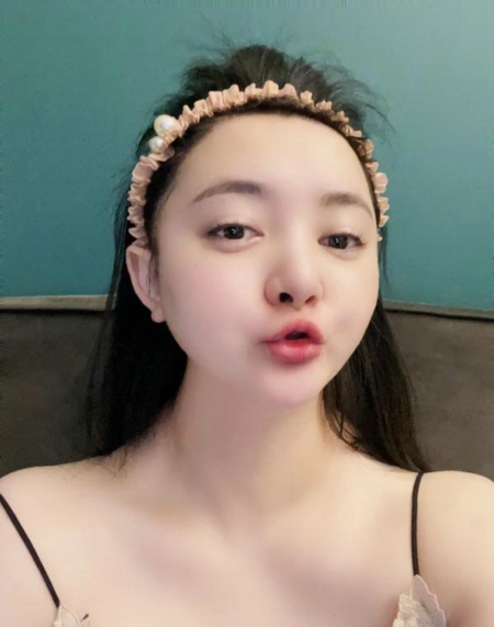 成都成华区 诗诗