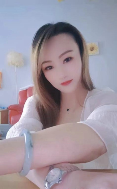 成都青羊区 丹丹