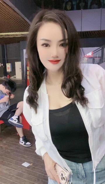 成都成华区 水姐