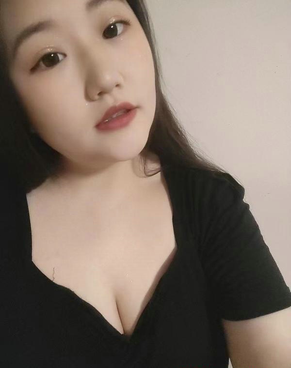 深圳龙华区 倩倩