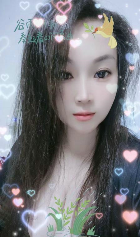 深圳罗湖区 依依