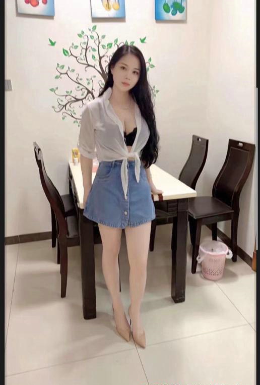 广州海珠区 小月