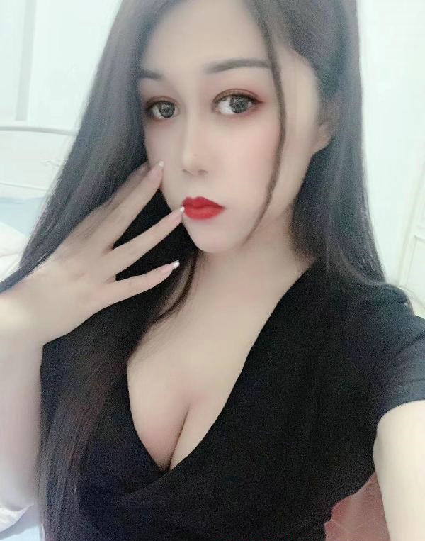济南历城区 姗姗