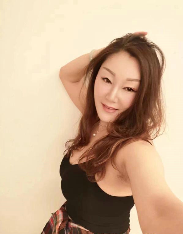 上海闵行区 潘妮