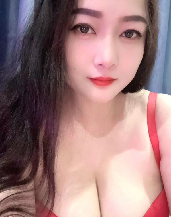 深圳龙华区 文文