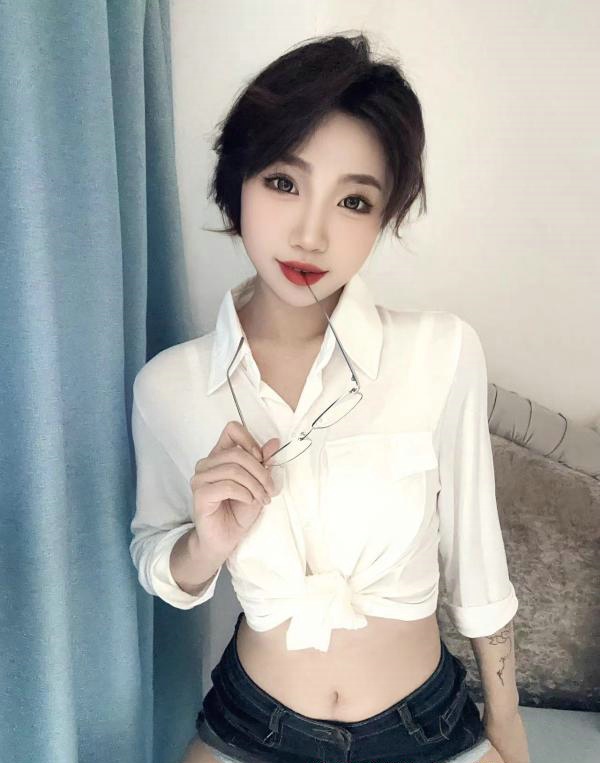 深圳罗湖区 沐沐