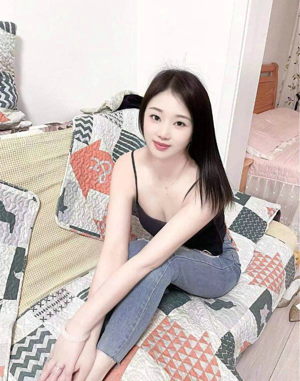 上海徐汇区 彤彤
