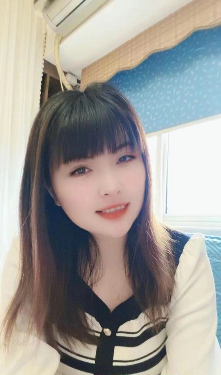 武汉洪山区 小芸儿