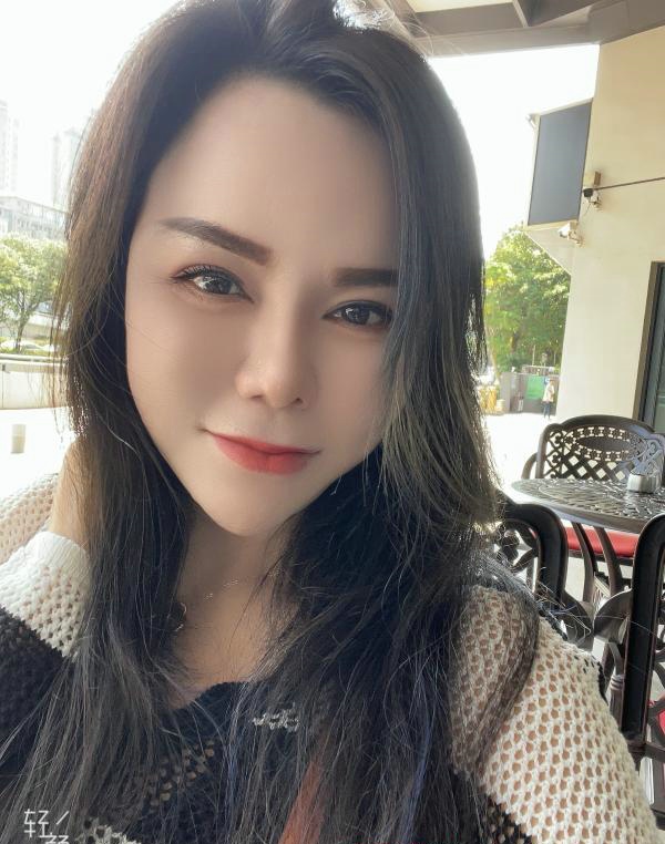 深圳罗湖区 馨馨