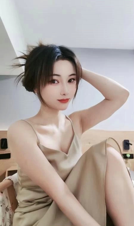 深圳南山区 霜儿