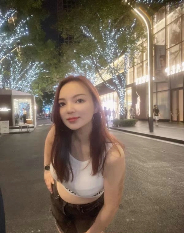 深圳南山区 笑笑