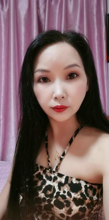 深圳市龙华区 琳达