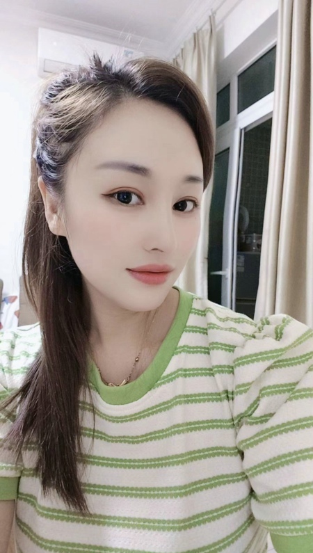 深圳市龙华区 优优