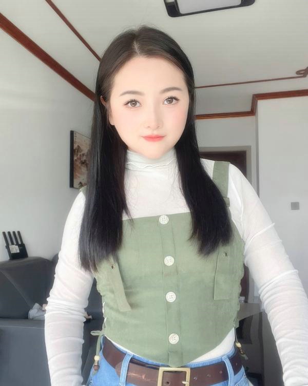 成都市武侯区 琴儿