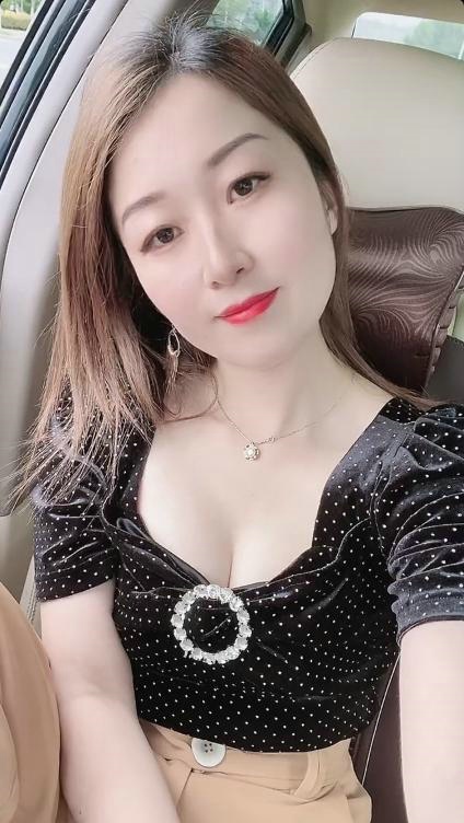 武汉市洪山区 婷婷