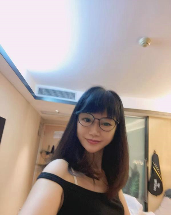 深圳市罗湖区 狐媚