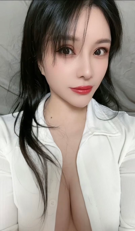 上海市闵行区 安妮