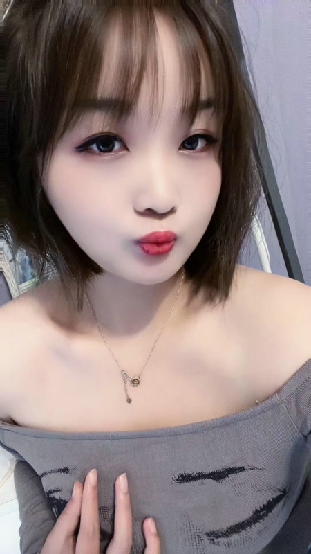 广州市越秀区 诗诗