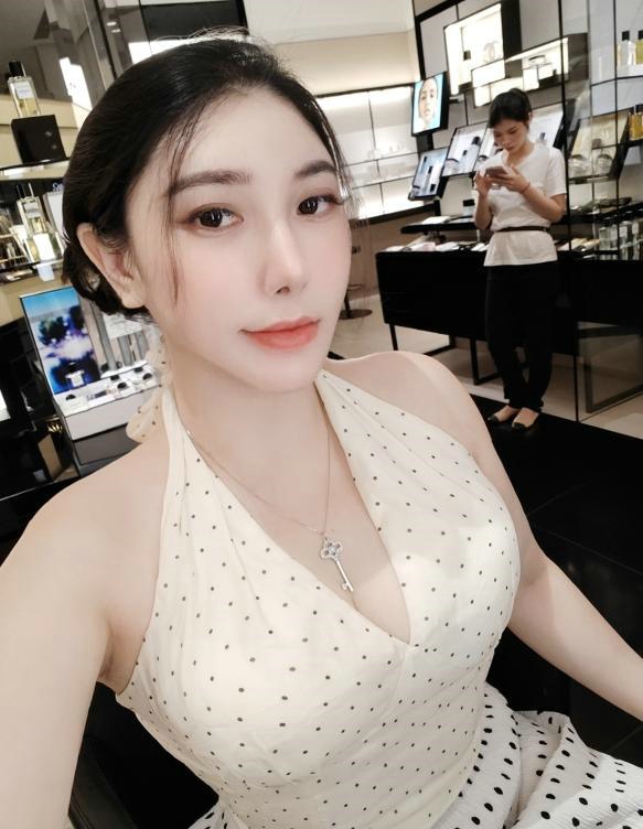 深圳市福田区 妃妃