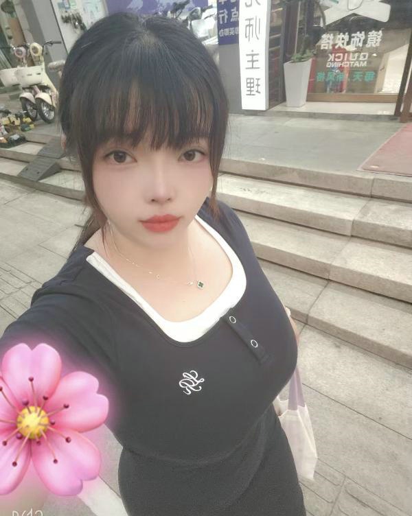 深圳市龙岗区 水妹