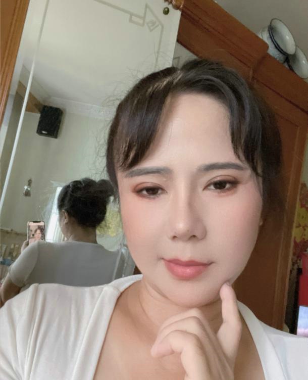 上海市徐汇区 丹丹