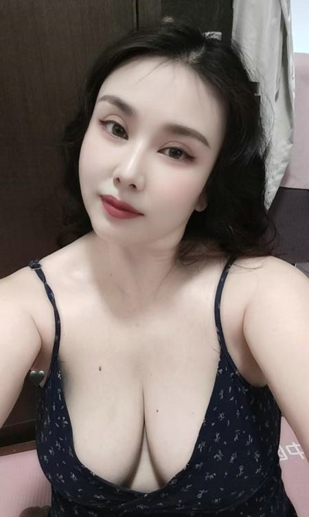 厦门市湖里区 莉莉